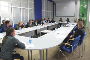2 июня в Перми состоялся экспертный круглый стол, посвященный обсуждению актуальной проблемы нарушения права на свободу мирных собраний.