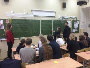В рамках Всероссийского урока по правам человека юридическая клиника ПГНИУ провела в школе тематический урок