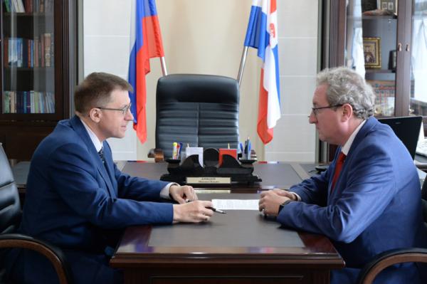 Уполномоченный по правам человека в Прикамье Павел Миков и начальник регионального МВД Михаил Давыдов провели рабочую встречу.