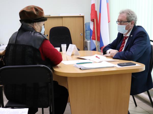 27 апреля состоялся личный прием граждан Уполномоченным по правам человека в Пермском крае Павлом Миковым.


 
