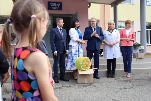 23 июля Уполномоченный по правам человека в Пермском крае Павел Миков посетил детский санаторий «Ирень».