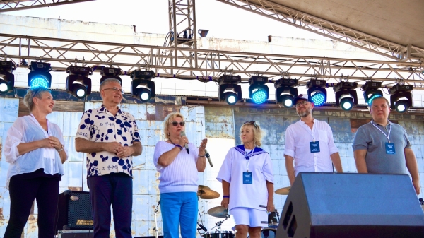 Омбудсмен Игорь Сапко принял участие в открытии музыкального фестиваля "Причал"