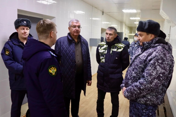 Уполномоченный по правам человека в Пермском крае Игорь Сапко посетил СИЗО-1 города Перми