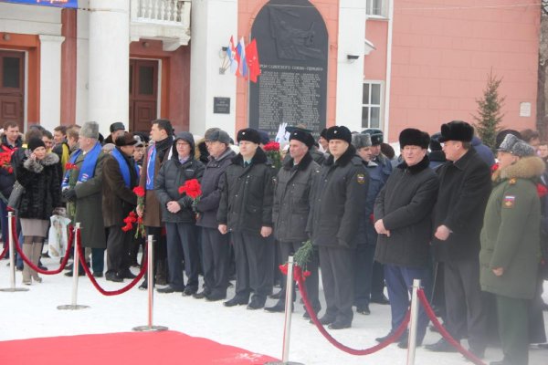 Церемония возложения венков в честь Дня защитника Отечества. 2016